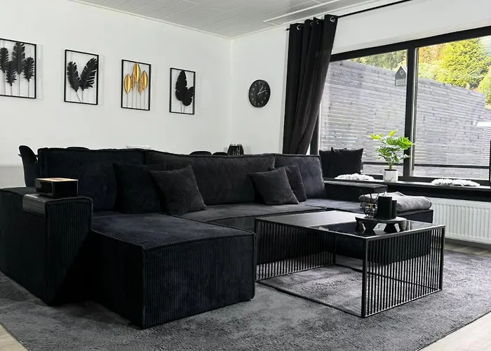 Jacks Naehe Der Seilbahn * Браунлаге