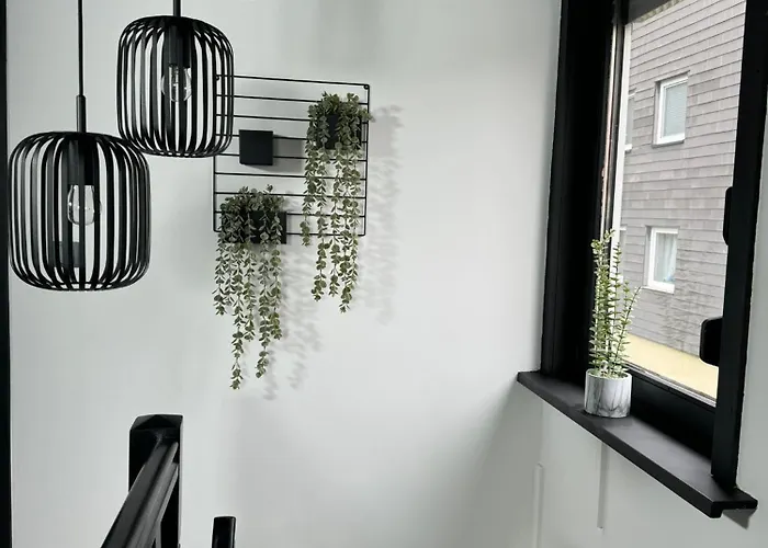 Jacks Naehe Der Seilbahn * Браунлаге